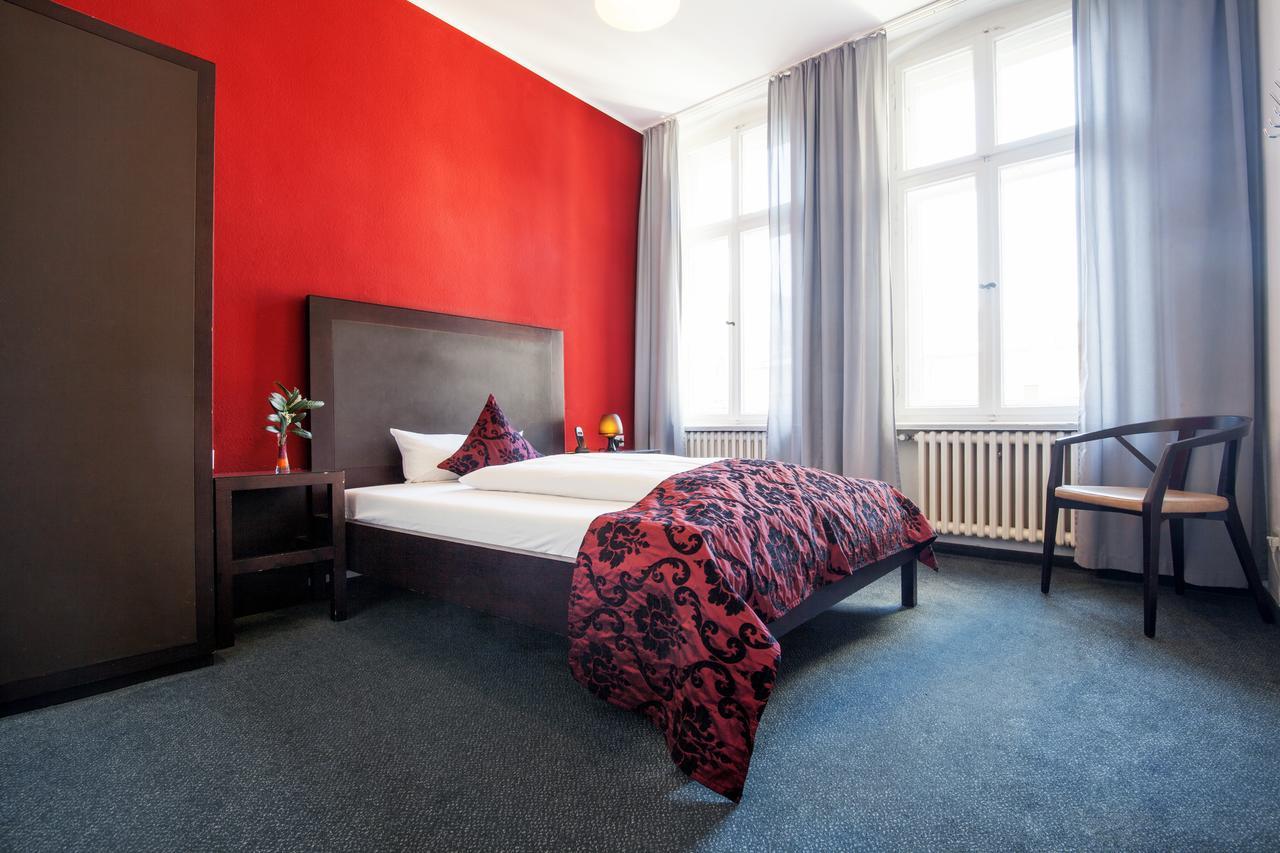 Metropolitan Hotel Berlin — Photos 3